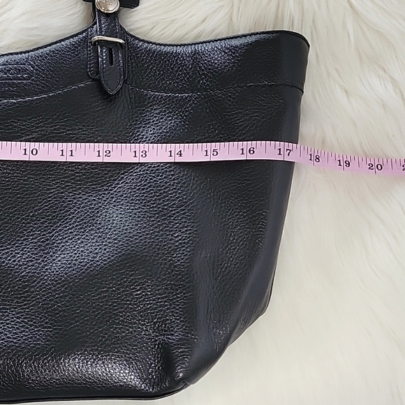 *SOLD* Coach Curly pebbled leather in  black women's tote/ shoulder bag - Picture 11 of 14